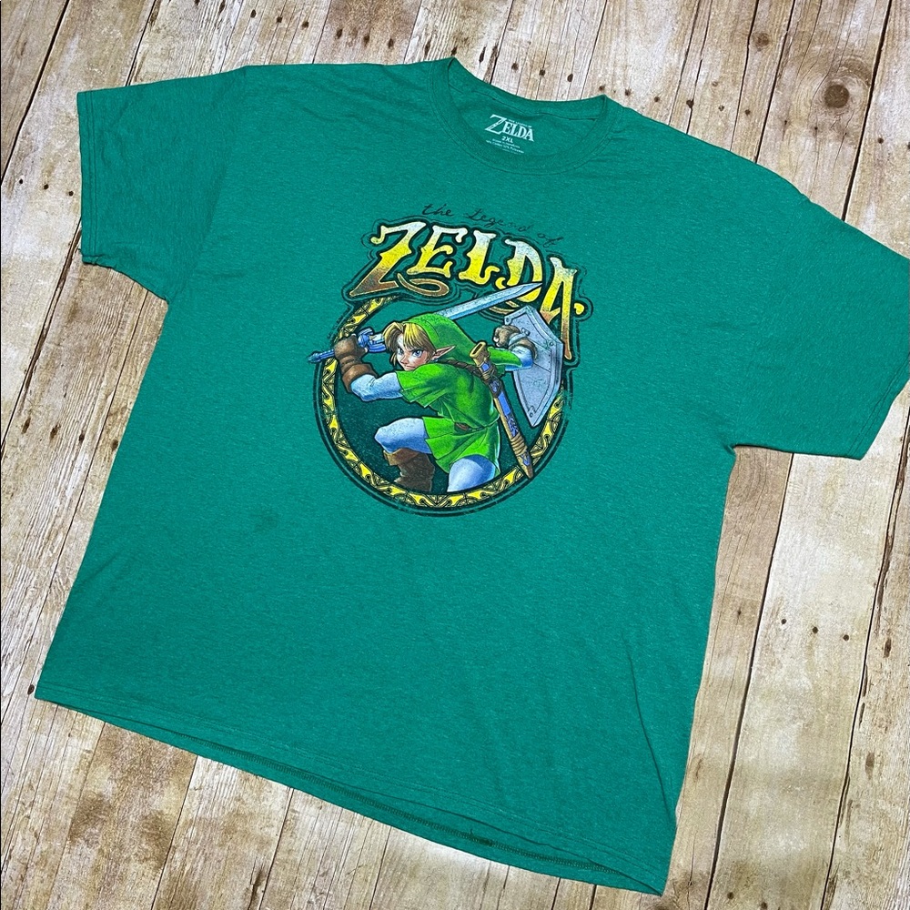 Graphic tee